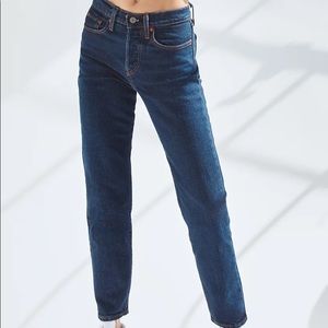 Levi’s Wedgie Icon Jeans
